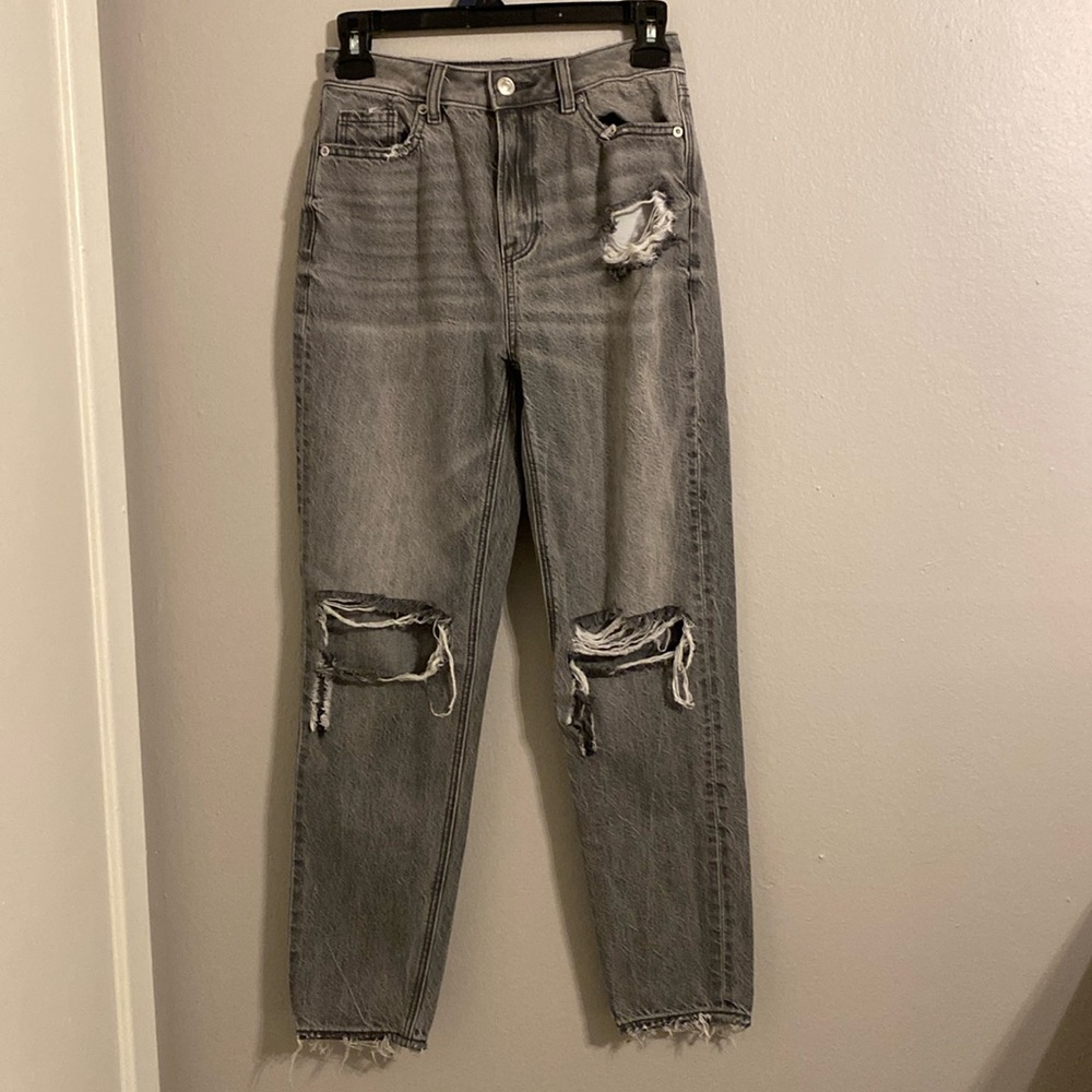 American Eagle Gray Distressed Mom Jeans (0 Regular)
